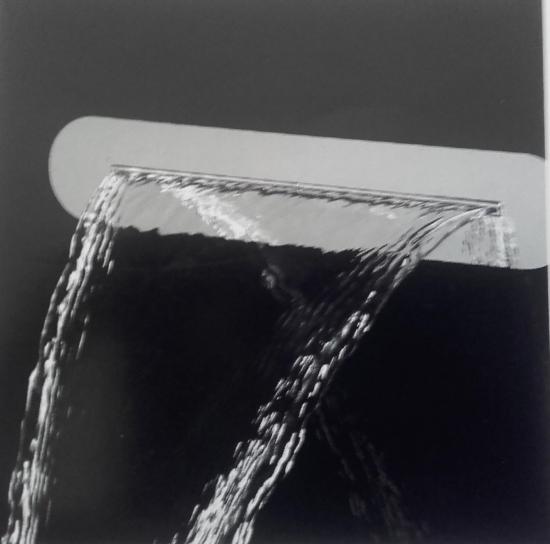CASCATA CASSIOPEA ARROTONDATA DA INCASSO A MURO IN ACCIAIO INOX