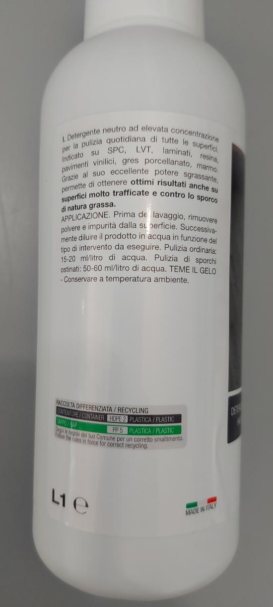 DETERGENTE PER PAVIMENTI AD ELEVATA CONCENTRAZIONE CLEANER IDONEO PER PAVIMENTI SPC  LVT LAMINATI RESINA VINILICI GRES PORCELLANATO MARMO