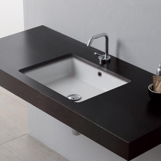 <p>LAVABO INCASSO SOTTOPIANO CM.54X43,5 CITY CERAMICA BIANCO</p>