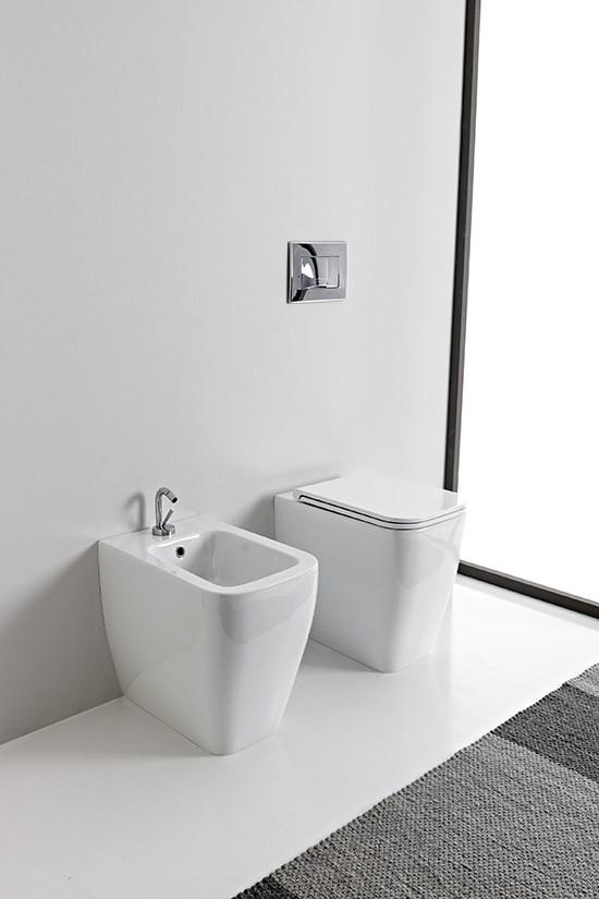 SANITARI A TERRA FILO MURO TEOREMA2.0 BIANCO LUCIDO WC+SEDILE SOFT CLOSE+BIDET