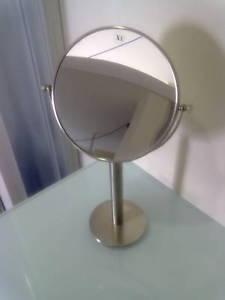 SPECCHIO INGRANDITORE 3X DA APPOGGIO IN ACCIAIO SATINATO ALTA GAMMA !