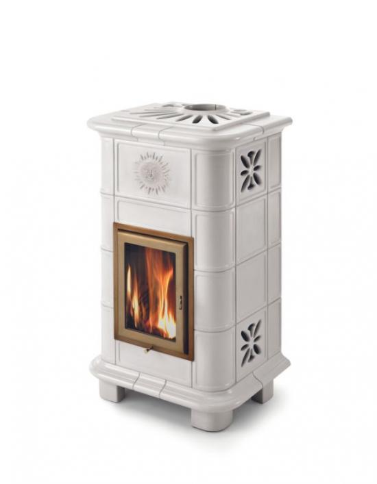 STUFA A LEGNA VESTA SOLE 10 KW  4 STELLE A+ ALTO RENDIMENTO