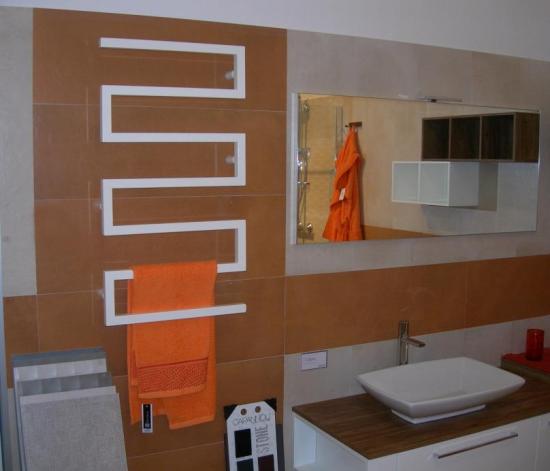 TERMOARREDO ACCIAIO BIANCO ESSE 123X60