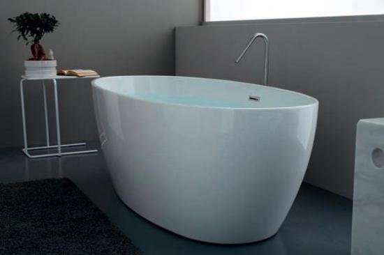 VASCA FREE-STANDING IN ACRILICO CAPRI OVALE 170X82